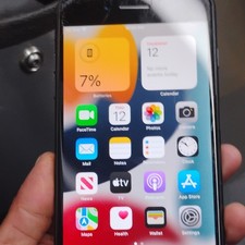 Apple iPhone 32GB Black MNRT2LL/A, iOS, Lightning, Wi-Fi, Bluetooth, NFC