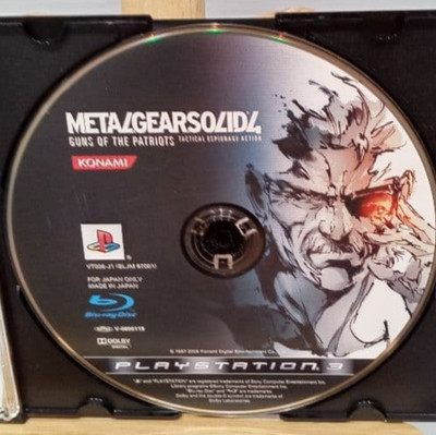 Metal Gear Solid 4 Guns of the Patriot PS3 Action Disc Only Used Tested JP
