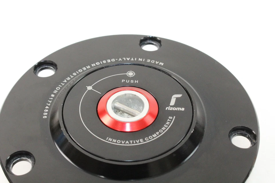 2011 11 Ducati Monster 696 Rizoma Quick Release Gas Cap Foto 2 de 4