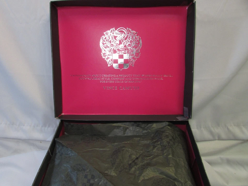 Vince Camuto Boots Womens Size 7.5 Silk Goat Leather VC-Winchell Zipper Buckle - Image 4 of 4