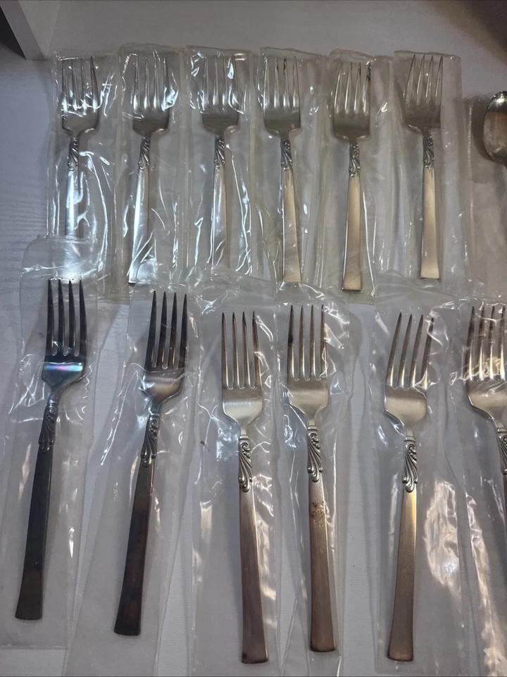 Conjunto de Talheres Nobility Wind Song ~ Vintage 1947 35 Peças - Imagem 4 de 4