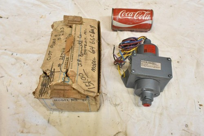 #ad #ad NEW Custom Component Switches CCS 646GCEM8 2300 PSIG Dual Snap Pressure Switch $75.00