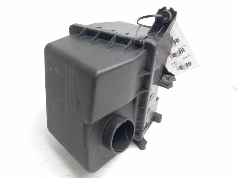 2009-2010 HYUNDAI SONATA GLS AIR INTAKE CLEANER - Image 2 of 4