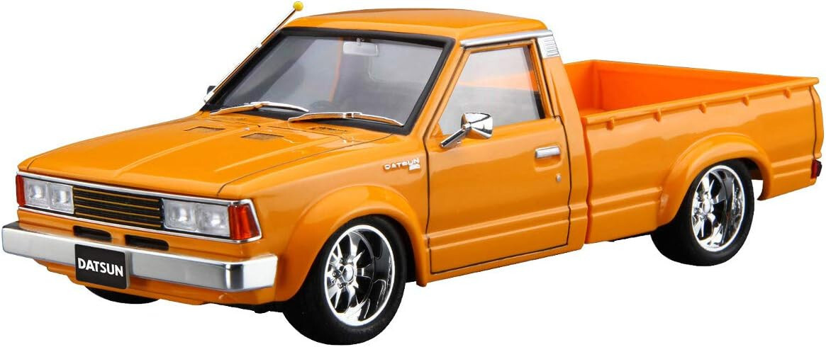 Aoshima Japan No.22 NISSAN 720 DATSUN TRUCK CUSTOM 1982 1/24 model