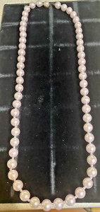 VINTAGE 32" PINK FAUX PEARL BEADED NECKLACE SIGNED HONG KONG