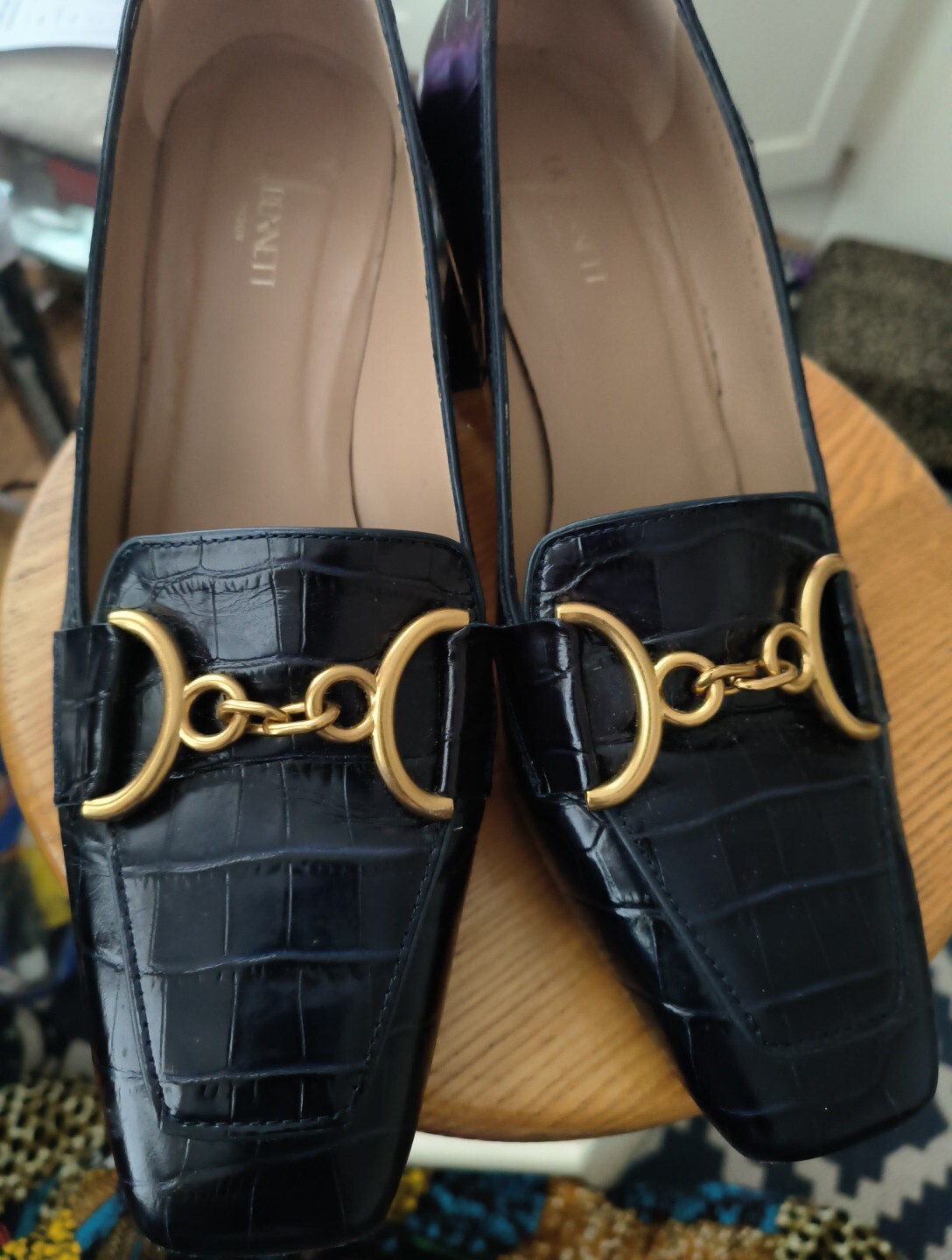 LK Ladies Navy leather Shoes With Gold Detail Size 71/2 eBay