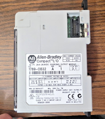 ALLEN BRADLEY COMPACT I/O UNIT 1769-OB32 SER A REV 1 F/W 3.1 W/ END CAP 1769-ECR