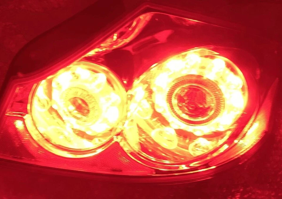 Juego de luces traseras LED NISSAN Skyline V36 OEM izquierda derecha para Infiniti G35 G37 Foto 4 de 4