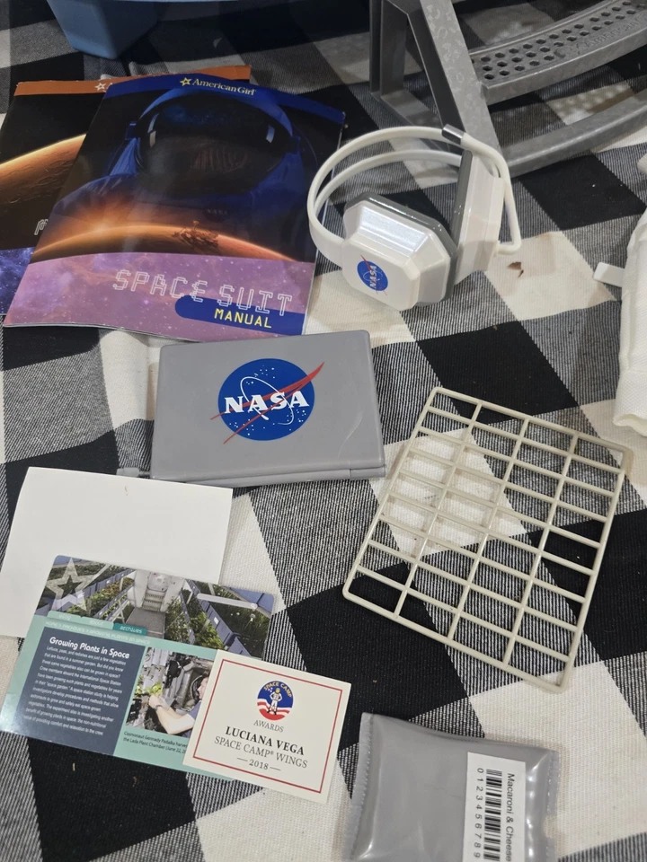 Luciana Mars Habitat American Girl Space Station Retired GOTY 2018 NASA Set Vega - Image 3 of 4