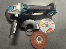 Makita Grinder Xag25 Tool Only