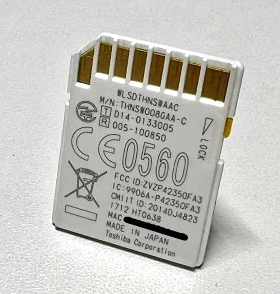 TOSHIBA FlashAir Wifi SD-Card 8GB Lot of 5 W-03 Photo Transfer Excellent JAPAN - Image 3 of 3