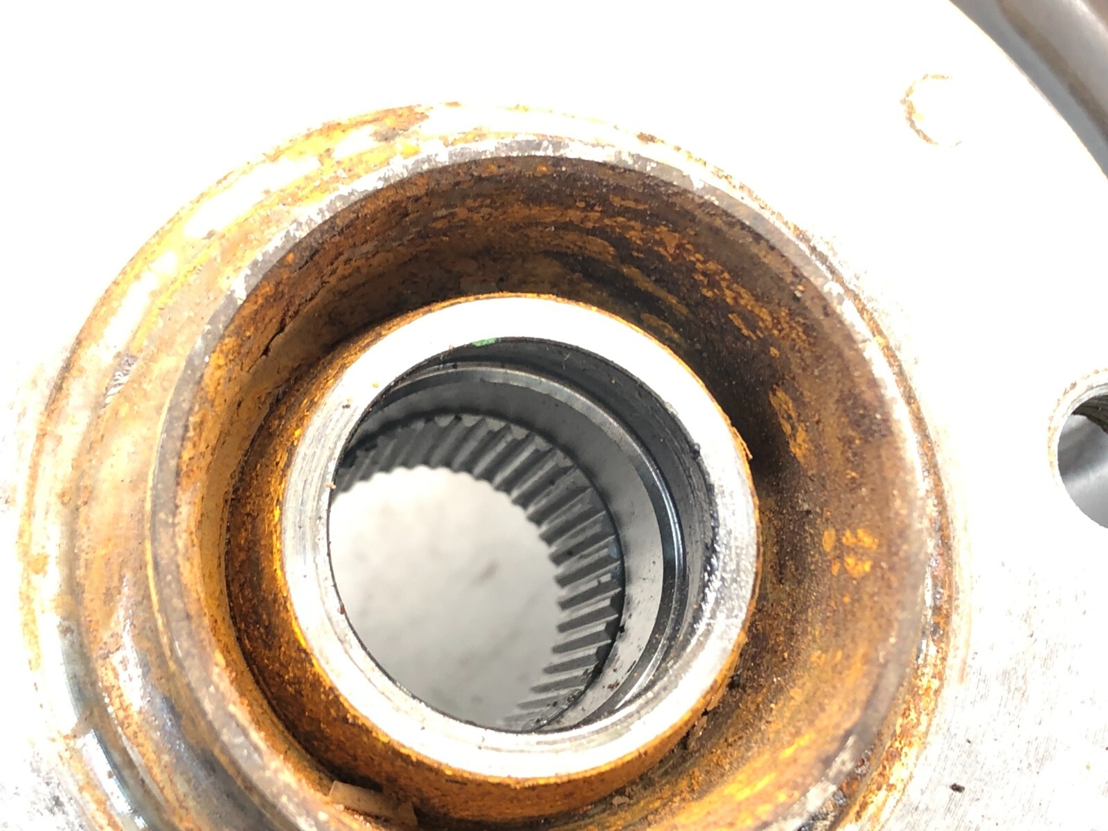 2014-2018 BENTLEY FLYING SPUR AWD LEFT DRIVER REAR SPINDLE KNUCKLE HUB OEM