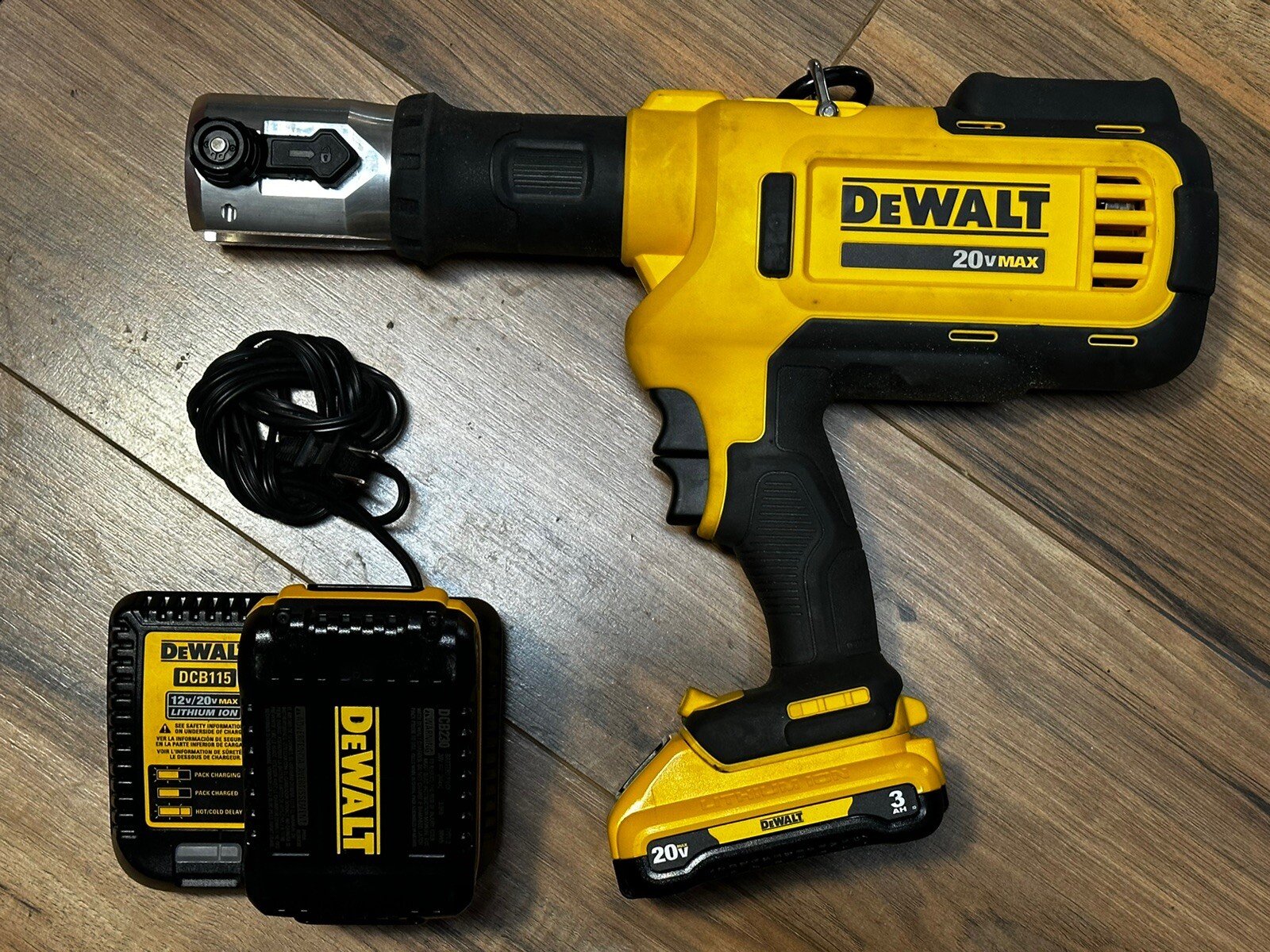 Dewalt DCE200 Copper press tool kit Force logic Propress Megapress