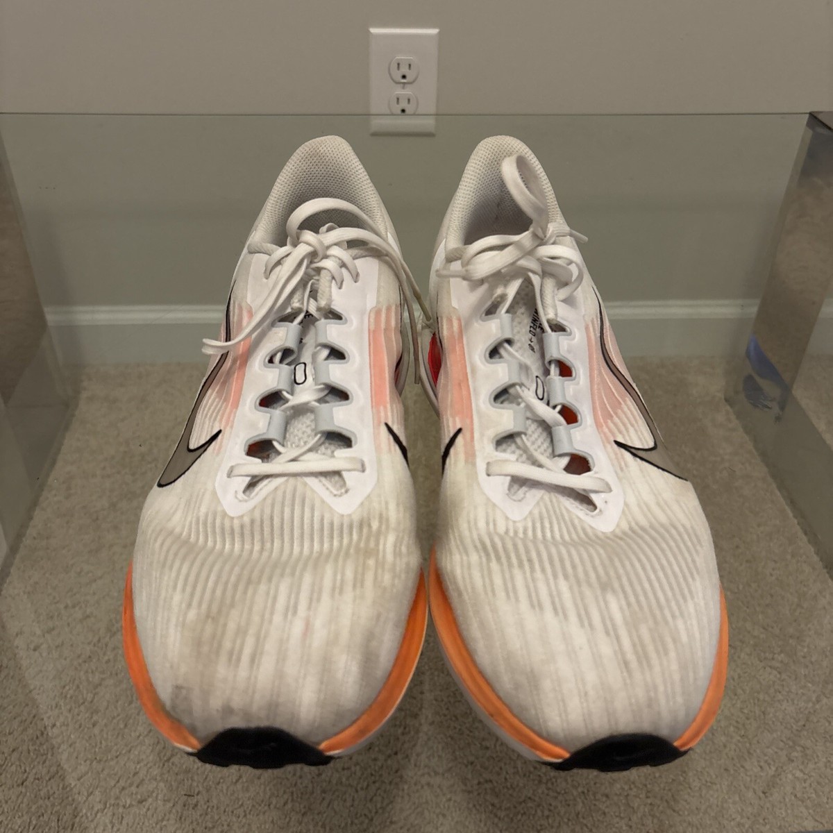 Nike Air Winflo 9 Men's Size 13 White Orange Running Shoes
