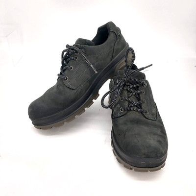 ECCO Waterproof Rugged Shoe Men 8.5 Gray Nubuck Hiking Sneaker 83813402001 FLAW