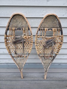 VINTAGE Old Traditional Handmade Wooden Snowshoes Leather Bindings  42" x 16"