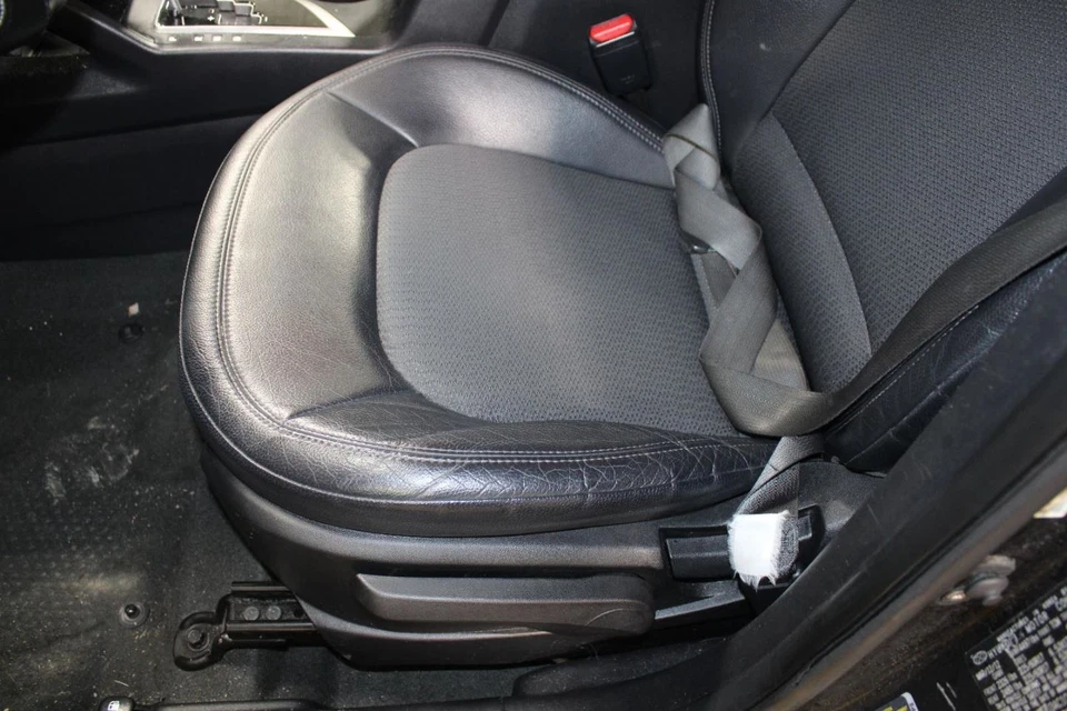 2012 Hyundai Tucson Driver Front Bucket Seat Cloth Leather Used 93K Miles Foto 3 de 4