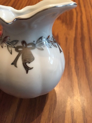 25th Anniversary Lefton China Creamer Set Pitcher & Bowl White Silver Japan - Picture 7 of 12