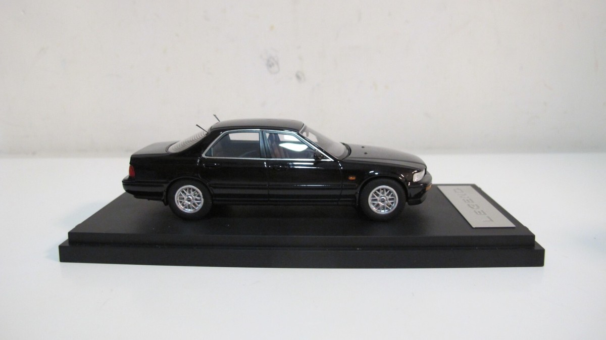 ☆新品☆ミニカー 1/43 アウディ A4  セダン ファントムブラック Amazon | ミニカー 1/43 アウディ A4 セダン ファントムブラック