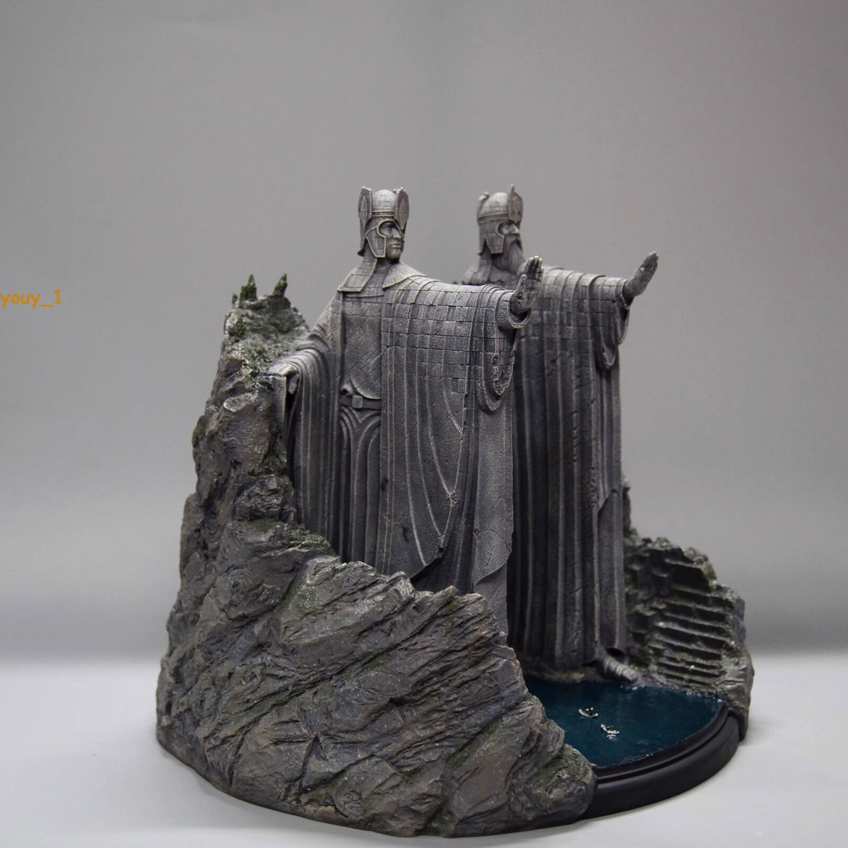 The Lord of the Rings The Argonath Gates of Gondor Scene
