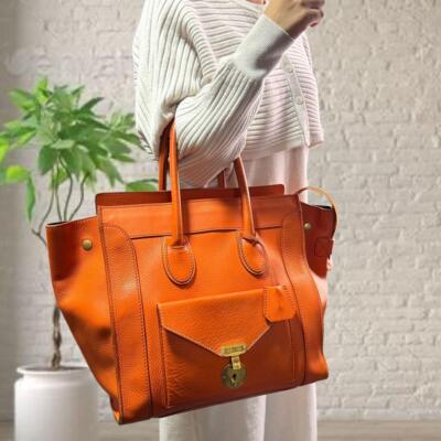 CELINE Phantom A4 Square Armrest Handbag Orange leather Women