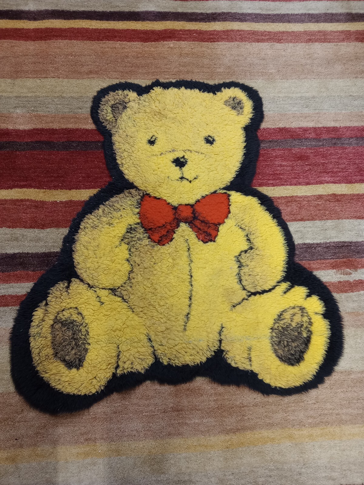 Vintage Rug Nursery Baby Child's Room Teddy Bear / Vintage Teddy Bear