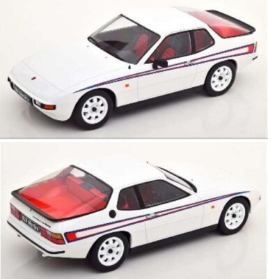 Porsche 924 MARTINI Design Baujahr 1985 KK-Scale im Maßstab 1:18 OVP NEU