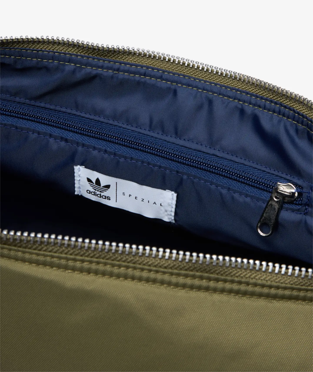 adidas SPZL Spezial Originals Duffle Trefoil Retro Logo Green