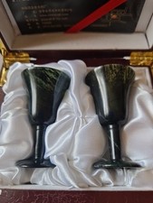 Zwei Becher Aus Spinat Jade/Jadeit In OVP Mit Zertifikat China Schnapsbecher?
