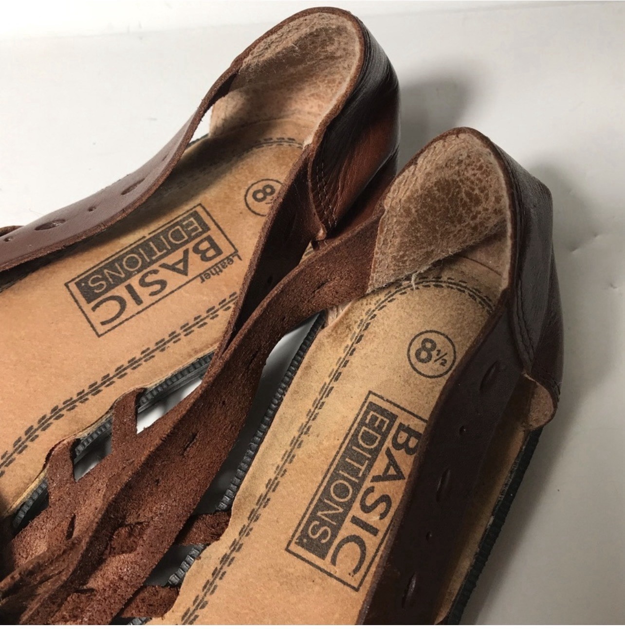 Basic Editions Brown Leather Flat Sandals with Me… - image 4