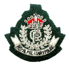 King's Crown MP (RMP) Offiziers Draht Stickerei Barettabzeichen (Commando Green)