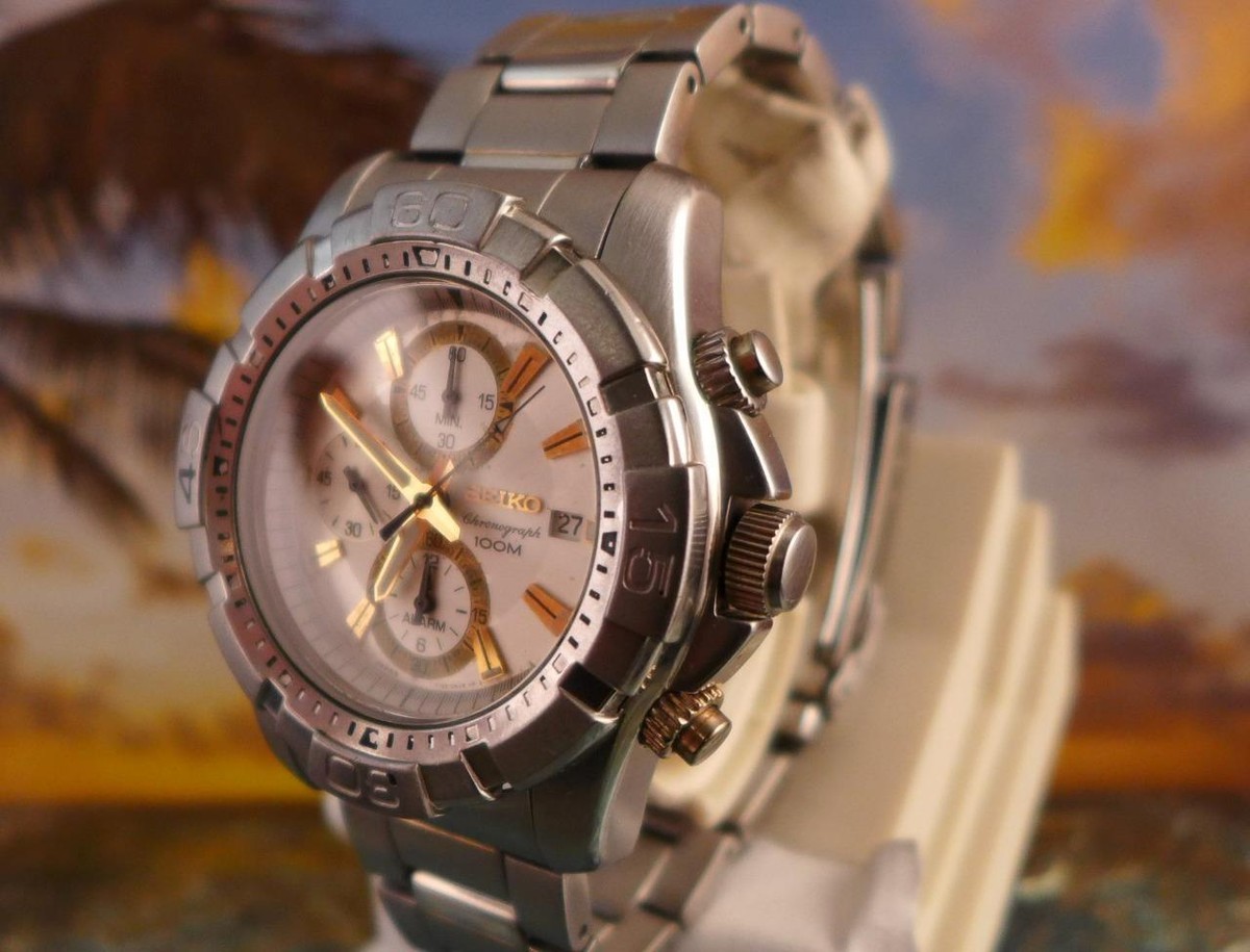 Sporty, Larger Size 45mm Seiko Chronograph 7T62 0KP0 serial
