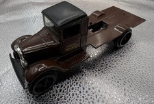 Ertl iowa USA Metal Brown 7   Flatbed 1931 Hawkeye Truck