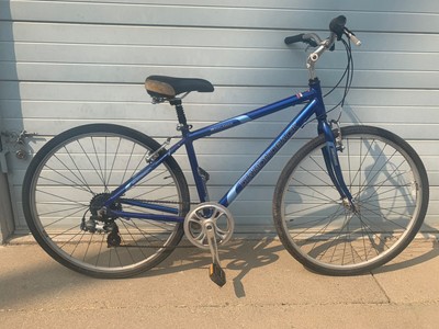 17 hybrid bike