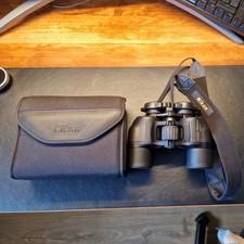 Nikon Action 8x40 8.2° binoculars & case
