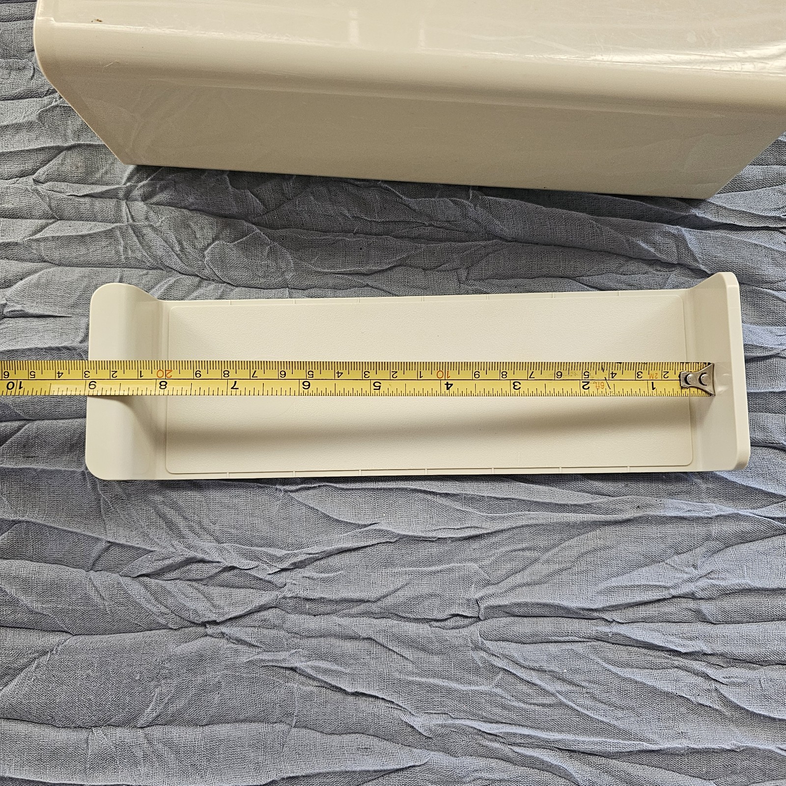 Vintage Tupperware Cheese Block/Cracker Container Lid 1696-6 Beige w/ 1697-3 Lid