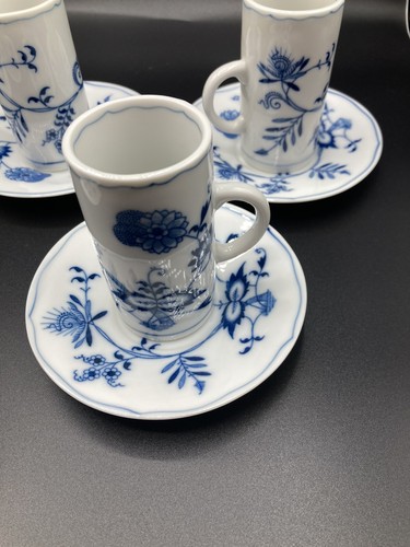 Tazas de espresso y (6) platillos de cebolla azul danubio azul único irlandés nunca usados - Imagen 4 de 6