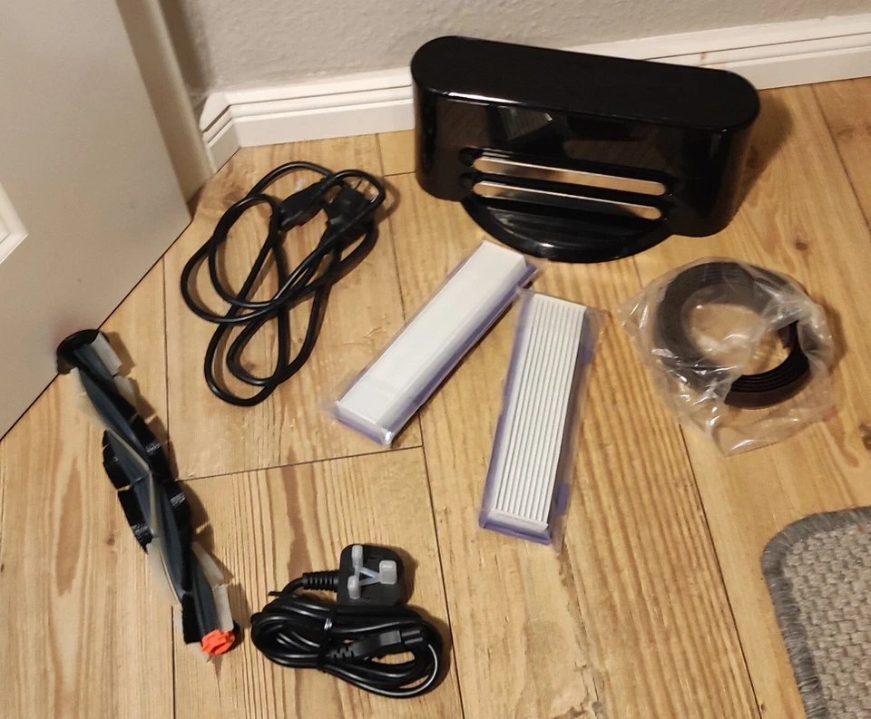 Neato Robotics Botvac D85 Saugroboter mit Ladestation & L29427356720792977240690 - Bild 4 von 4