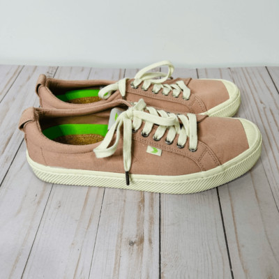 Cariuma Pink OCM Low Canvas Sneaker Shoes