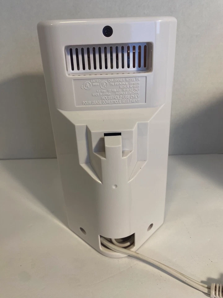 Abridor de latas Rival con afilador de cuchillos CN724W blanco completo con caja Foto 4 de 4