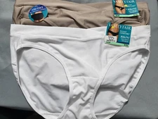 2 Vanity Fair  Bikini Panty Size 8/xlg Neutral  And White