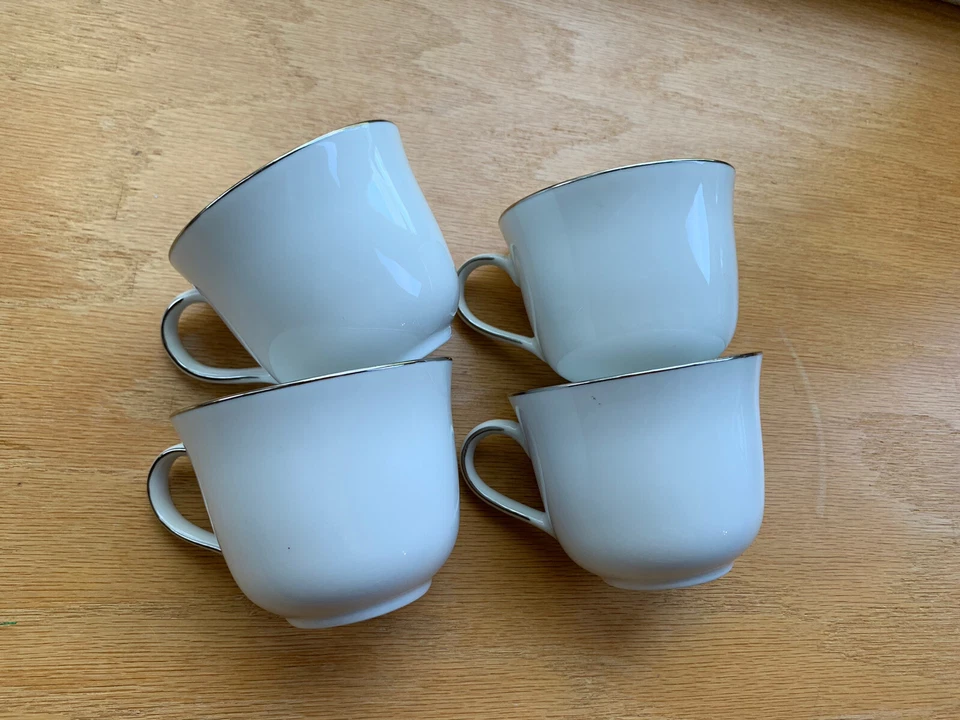 Royal Doulton Simply Platinum 4 Coffee Cups Fine Porcelain White Silver - Image 4 of 4