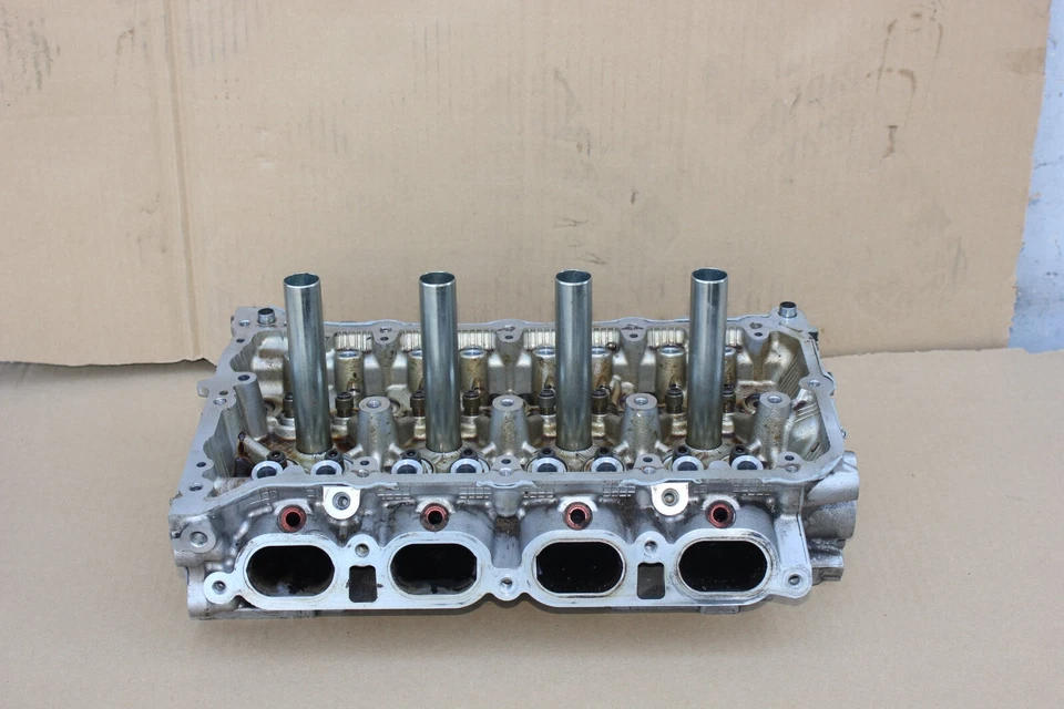 Culata de motor OEM PARA TOYOTA PRIUS COROLLA 2016-2024 1,8 L 2,0 L Foto 2 de 4