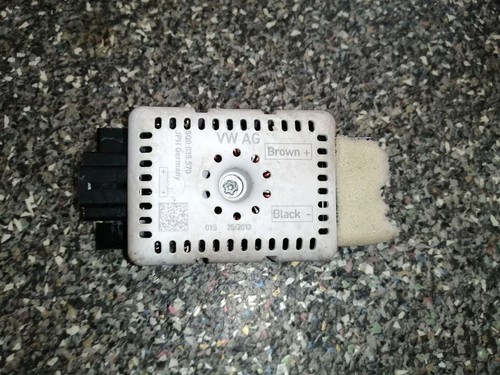 VW GOLF VIII CD1 Antennenverstärker  5Q0035570 1.40 Petrol 81kw 2014 33855133