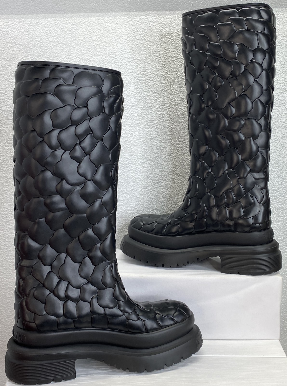 Valentino Garavani Atelier 03 Rain Boots Women Size 10 Black Rose Rubber Tall thumbnail 7
