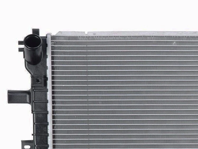 Новый радиатор для 2002-2005 Ford Crown Victoria Lincoln Town Car 4,6 л - Изображение 3 из 4