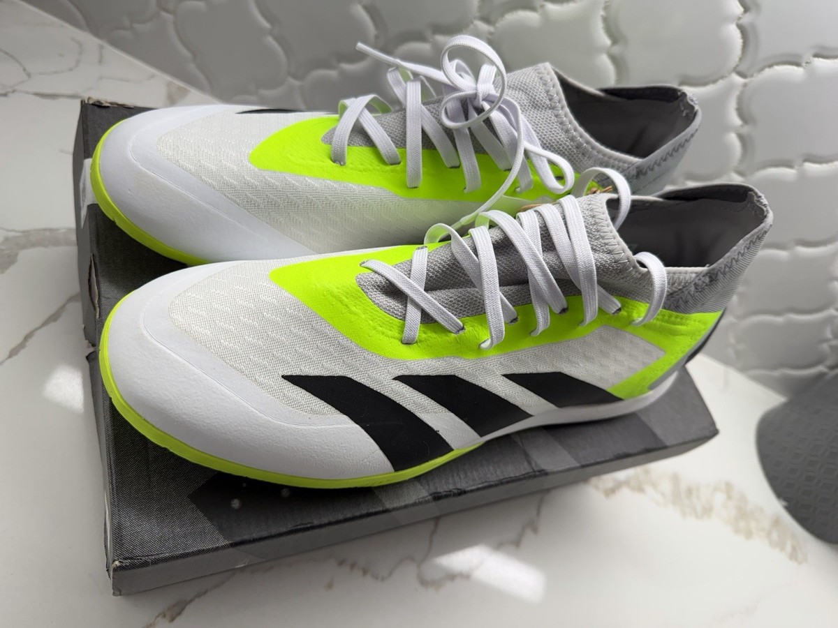 Adidas Predator Accuracy .3 Men's Indoor Soccer Shoes Size 10 New