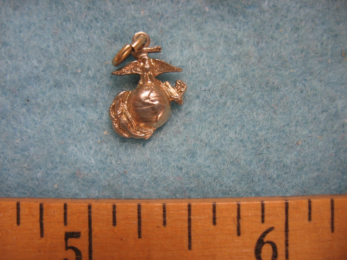 Vintage 1960s gold tone US Marine Corps Charm Pendant Eagle Globe
