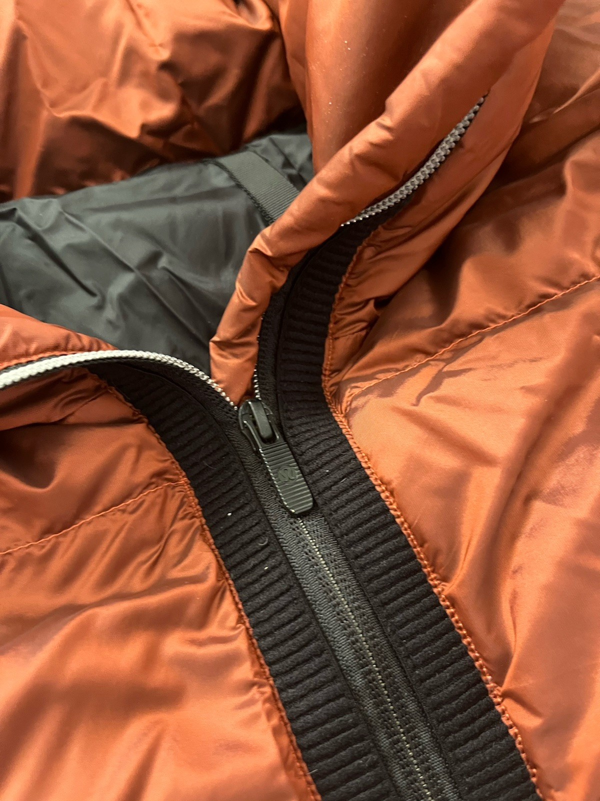 Lululemon Cloudscape Jacket Goose Down Fill 12 Ir… - image 3