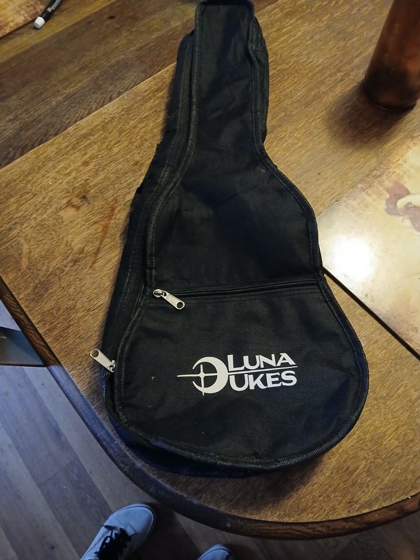 Luna Ukuelele Gigbag, Great Condition